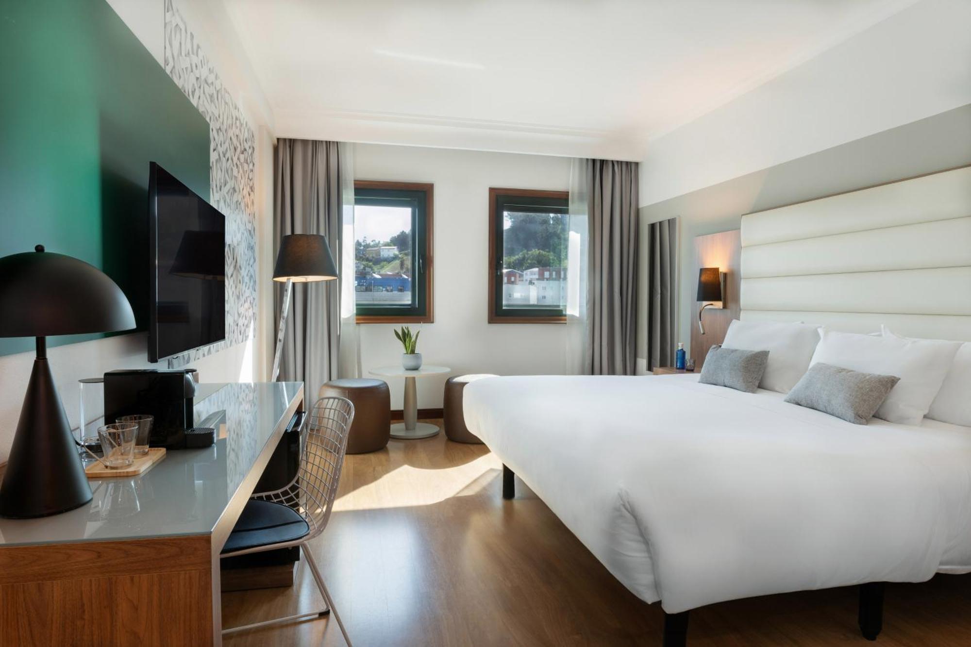 Hotel Santiago Plaza Affiliated By Melia Santiago de Compostela Zewnętrze zdjęcie